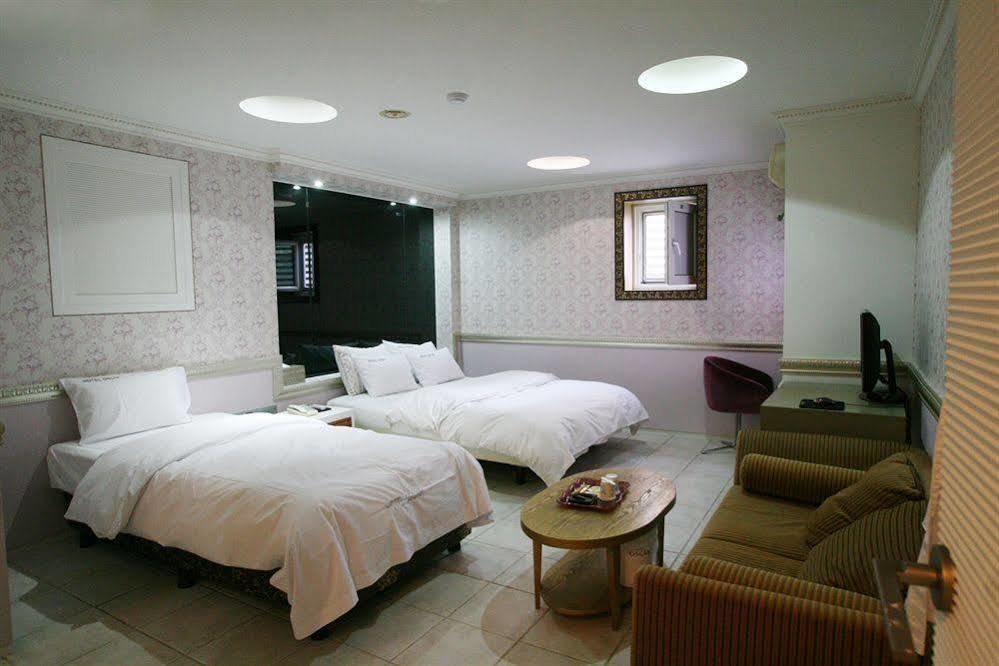 Hotel Leaders Séoul Extérieur photo